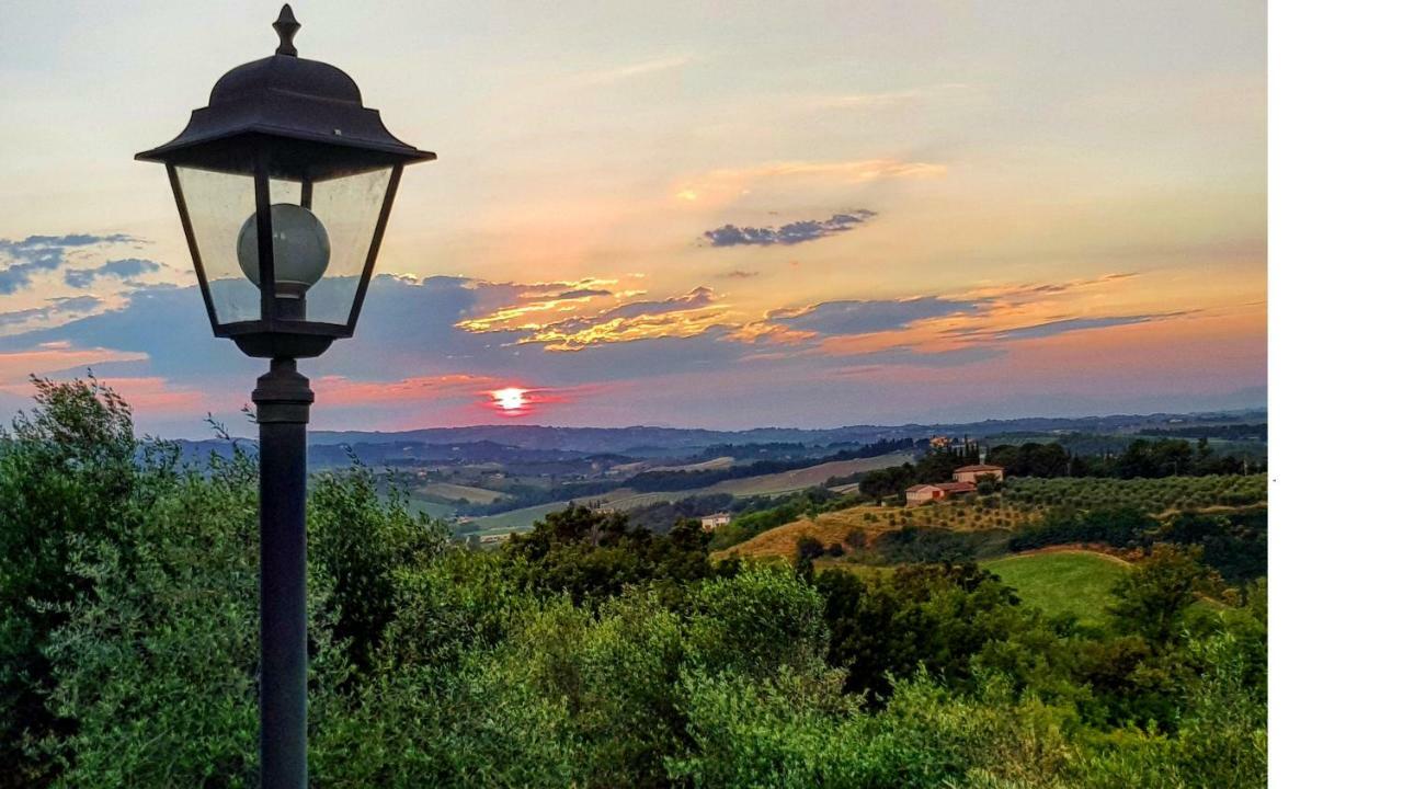 סן ג'ימיניאנו Appartamenti Ava E Tegrino Nell'Antica Dimora Di Fulignano מראה חיצוני תמונה